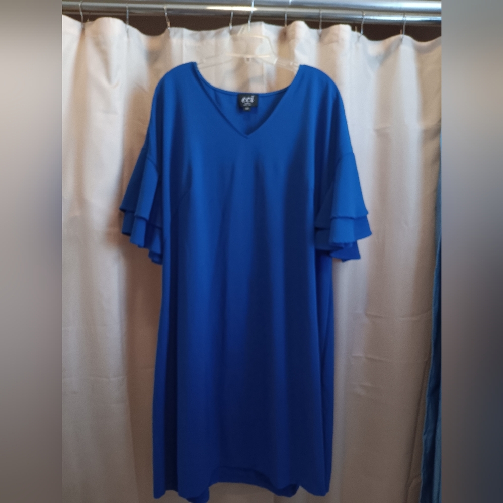 Elegant Blue Ruffle Sleeve Dress